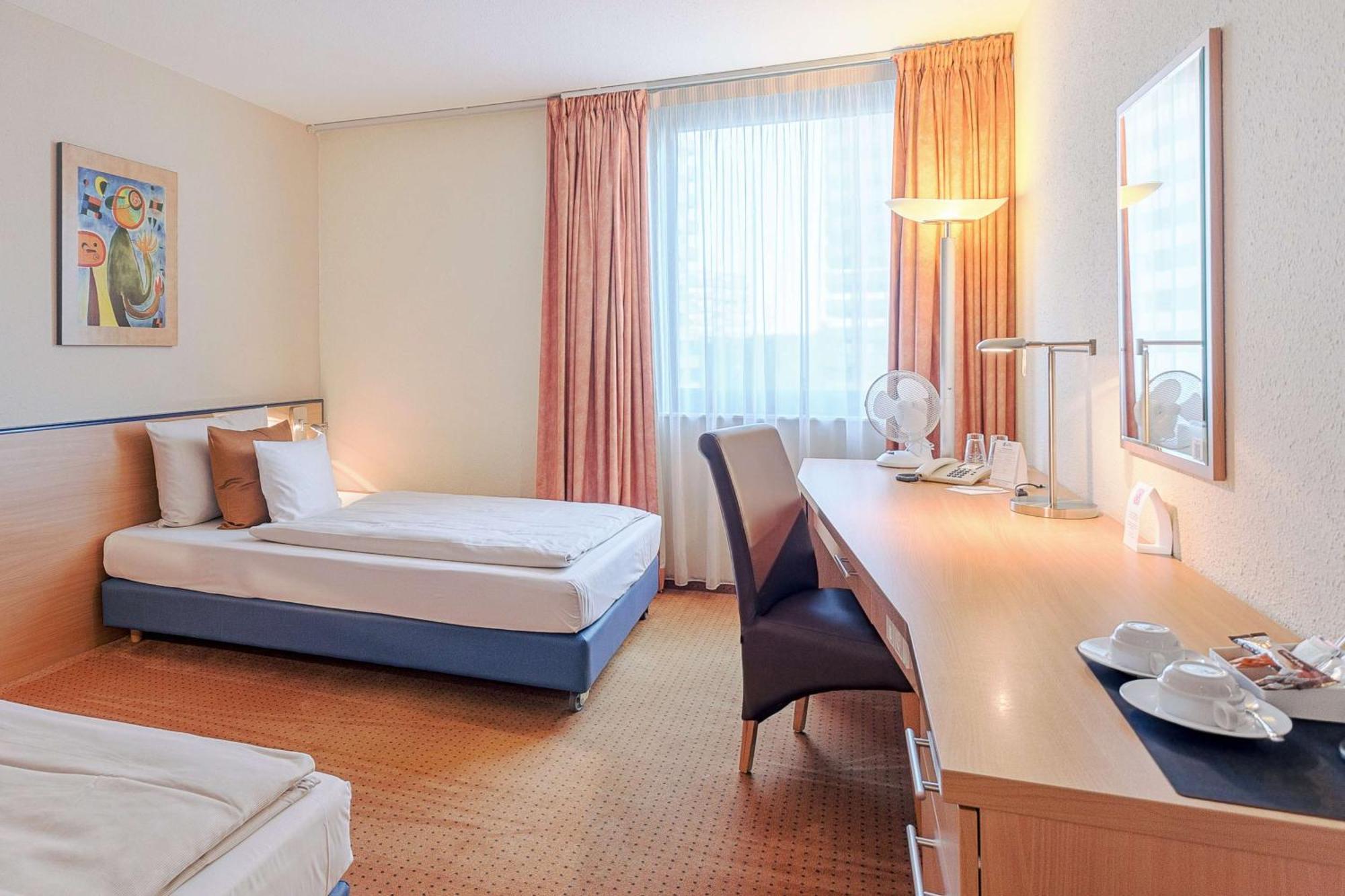 Best Western Macrander Hotel Frankfurt/Kaiserlei Offenbach am Main ภายนอก รูปภาพ